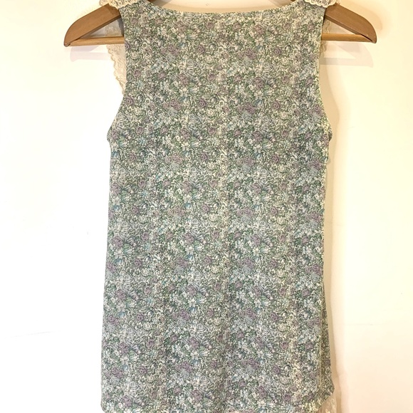 Sweet Laced Tank Top - Picture 3 of 5